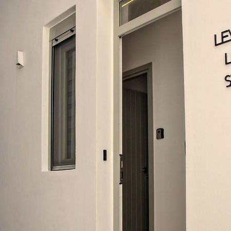 Levantes Luxury Suites II Tinos Екстер'єр фото